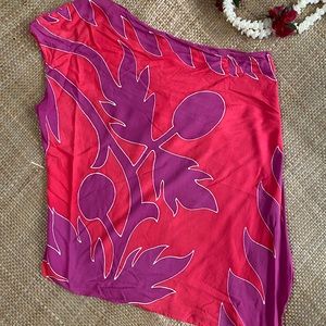 One shoulder Hawaiian print top